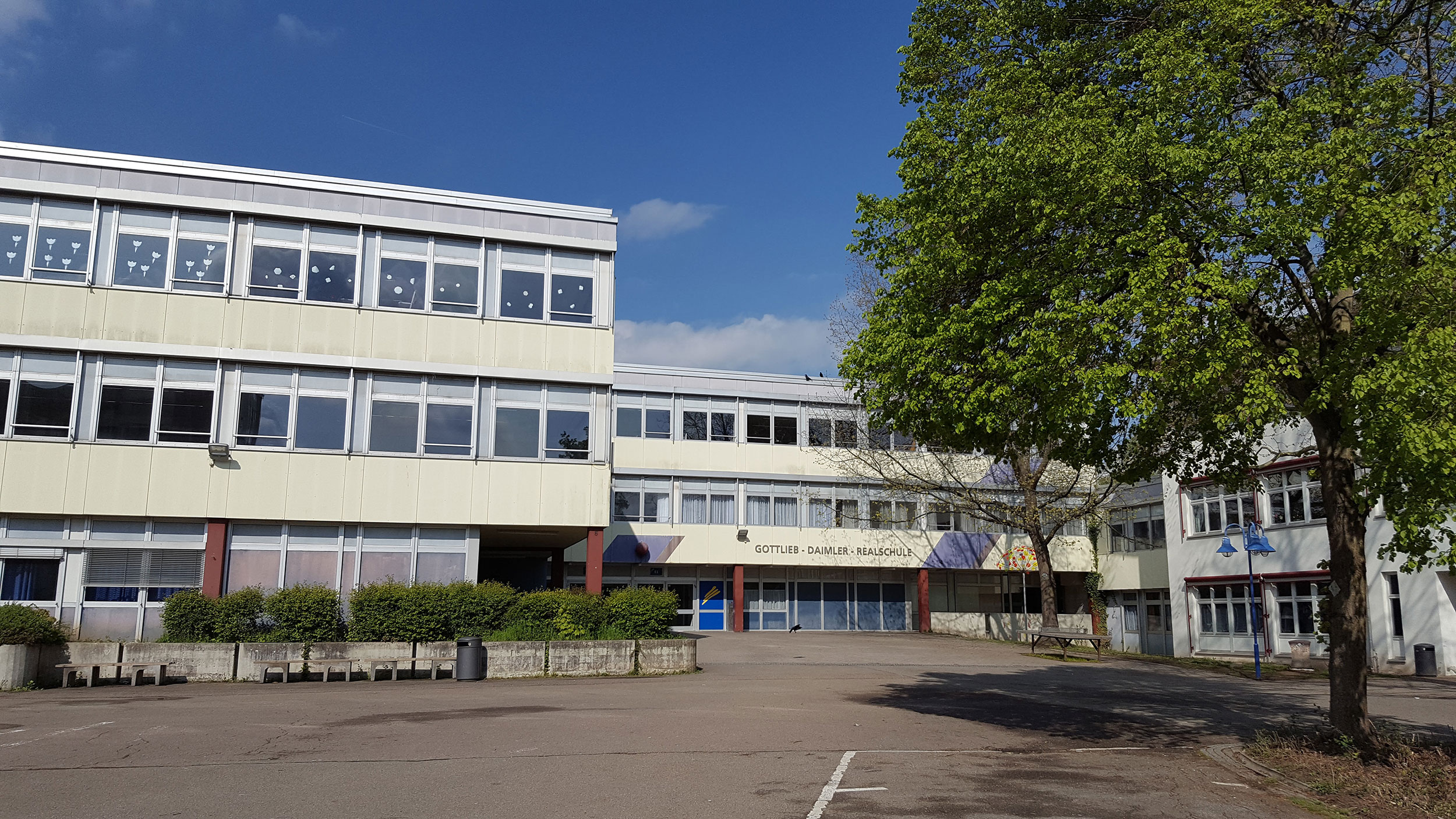 Schulgebäude der Gottlieb-Daimler-Schule Schorndorf 1974